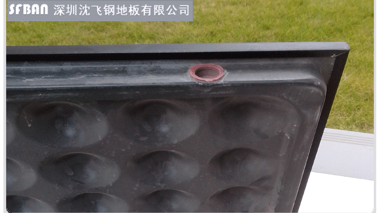 全鋼地板適用在載重要求和防靜電要求較高的場所 全鋼地板適用在載重要求和防靜電要求較高的場所